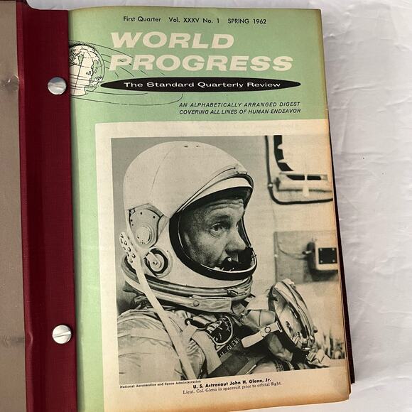 Vintage New Standard Encyclopedia 1962 Book - Picture 5 of 7